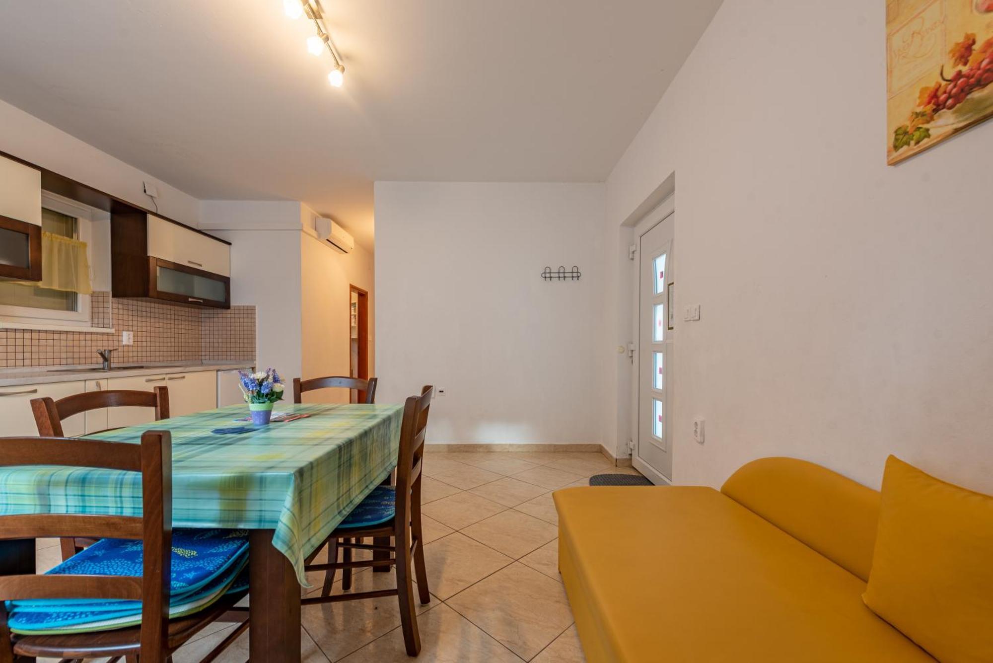Haus Toni Apartment ราชานาส ภายนอก รูปภาพ