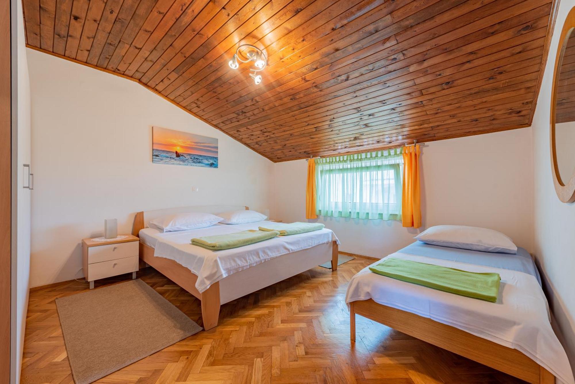 Haus Toni Apartment ราชานาส ภายนอก รูปภาพ