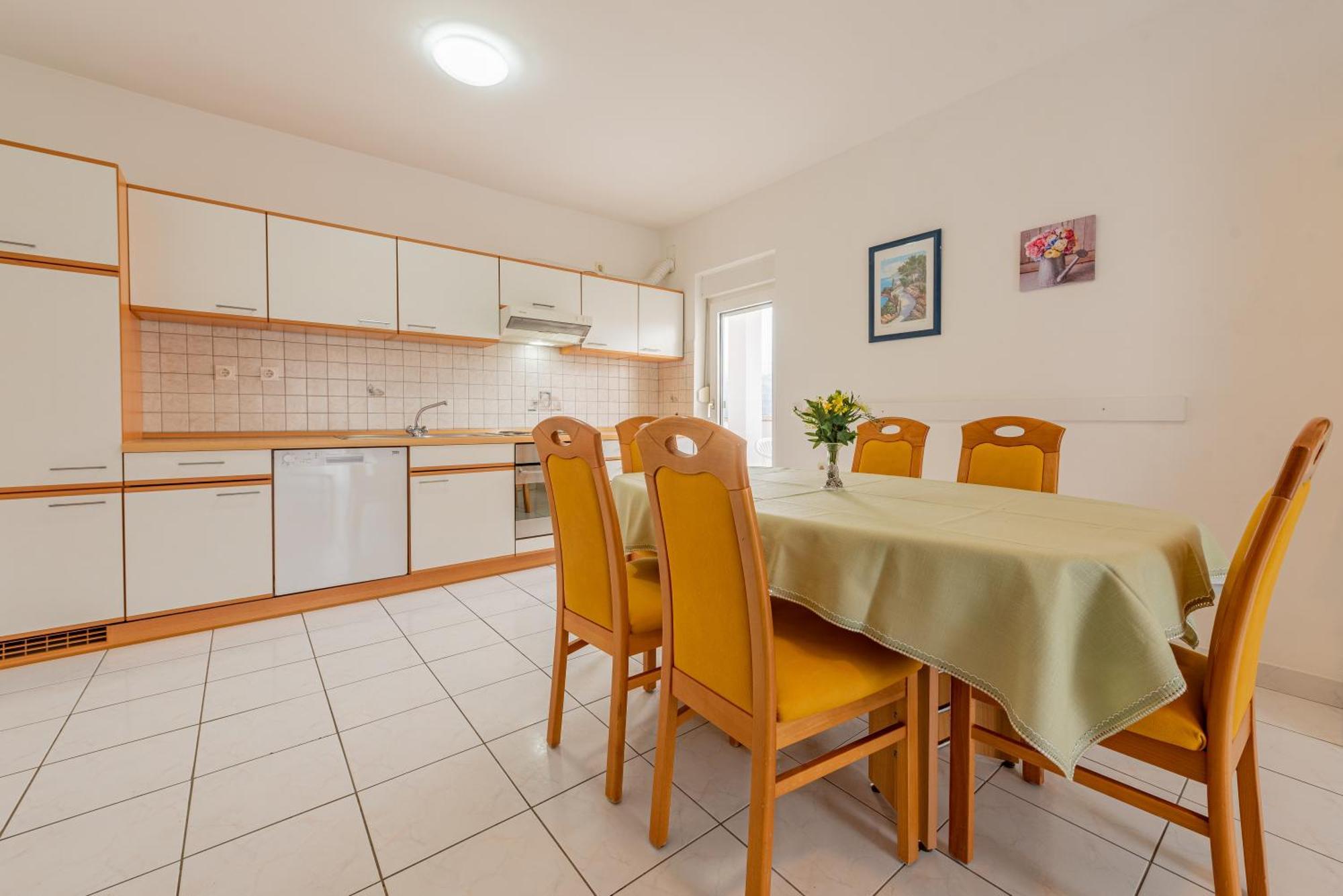 Haus Toni Apartment ราชานาส ภายนอก รูปภาพ