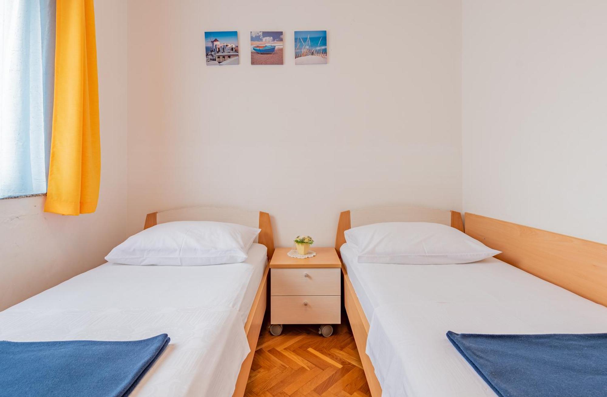 Haus Toni Apartment ราชานาส ภายนอก รูปภาพ