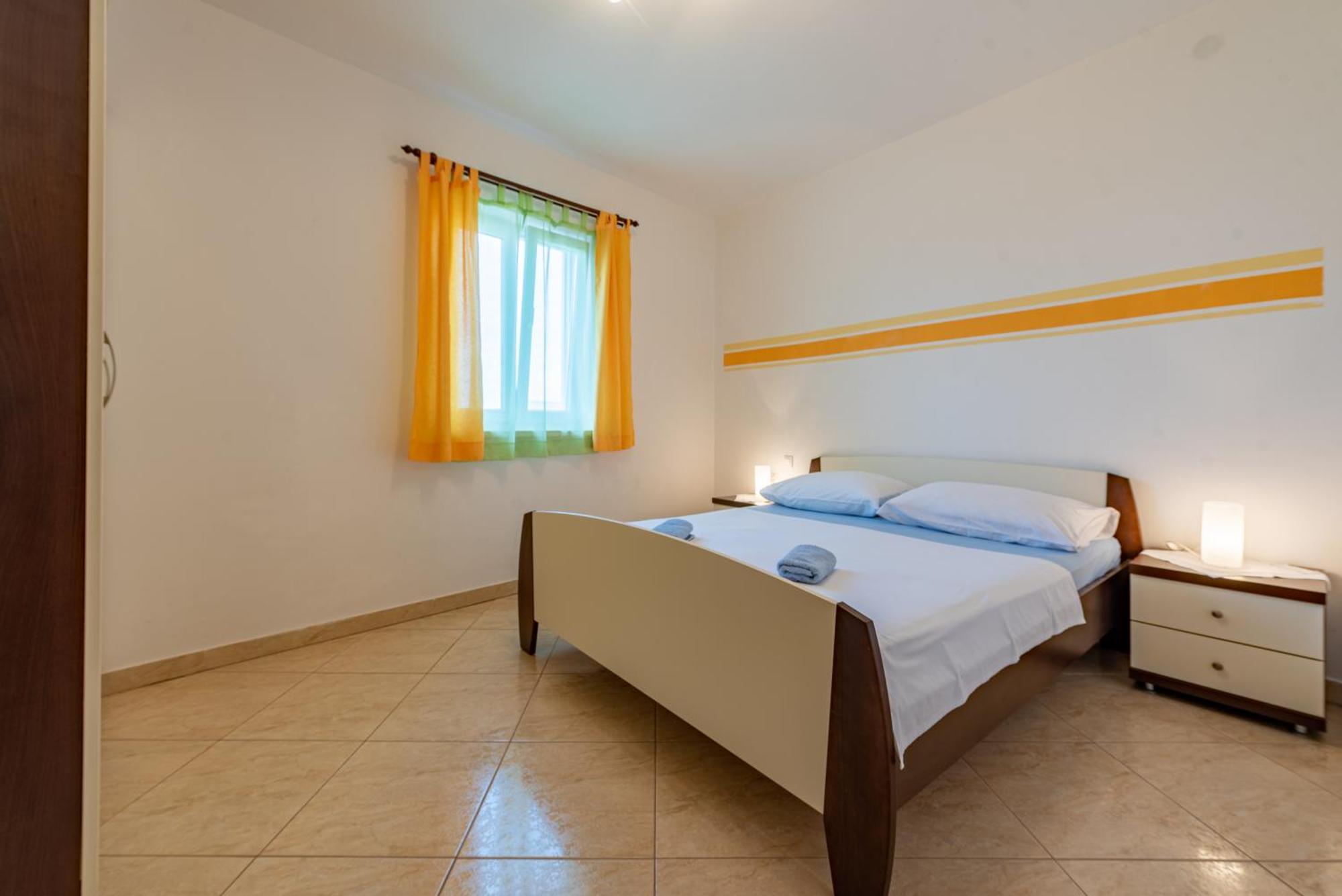 Haus Toni Apartment ราชานาส ภายนอก รูปภาพ